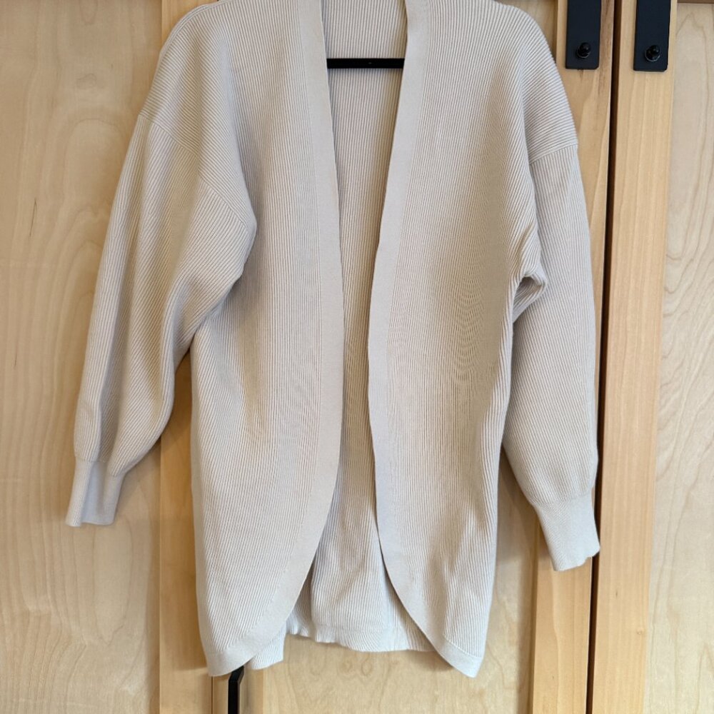 Aritzia Babaton Decision Cardigan - M